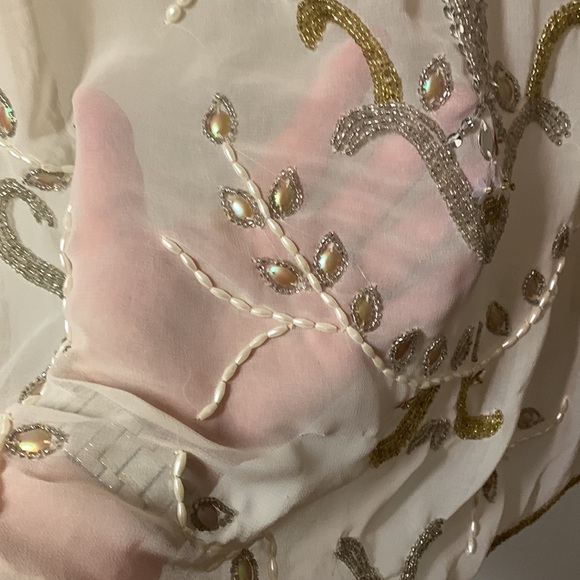 Women’s Tank Top with Bead Detailing - Picture 7 of 13